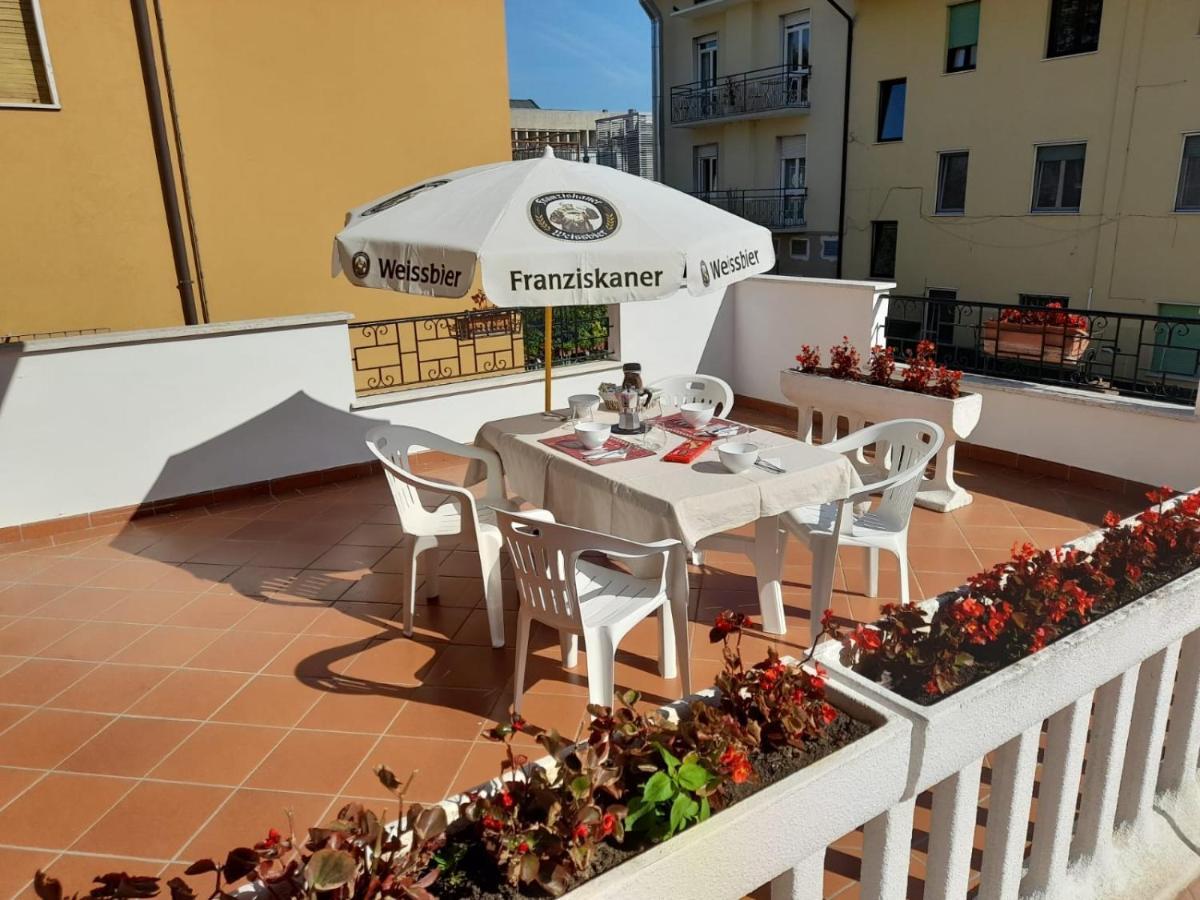 Ferienwohnung Casa El Paso Padenghe sul Garda Exterior foto
