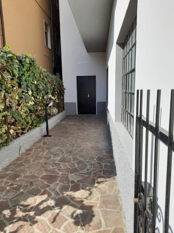 Ferienwohnung Casa El Paso Padenghe sul Garda Exterior foto